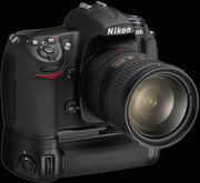 Brand New Nikon D300 12MP DSLR Camera with lens@$800